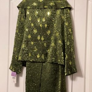 Green part suite, or church has details within the suite